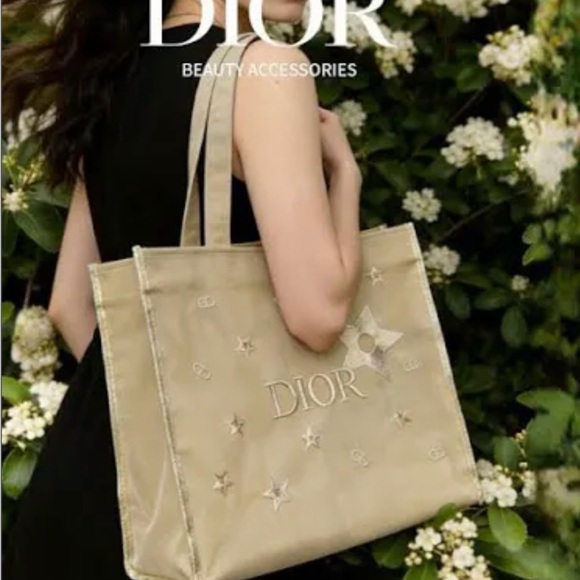 Dior Beauty gwp item Handbags - Dior Beauty embroidered star mesh tote - gwp item 2025!   NIB - Sealed :)